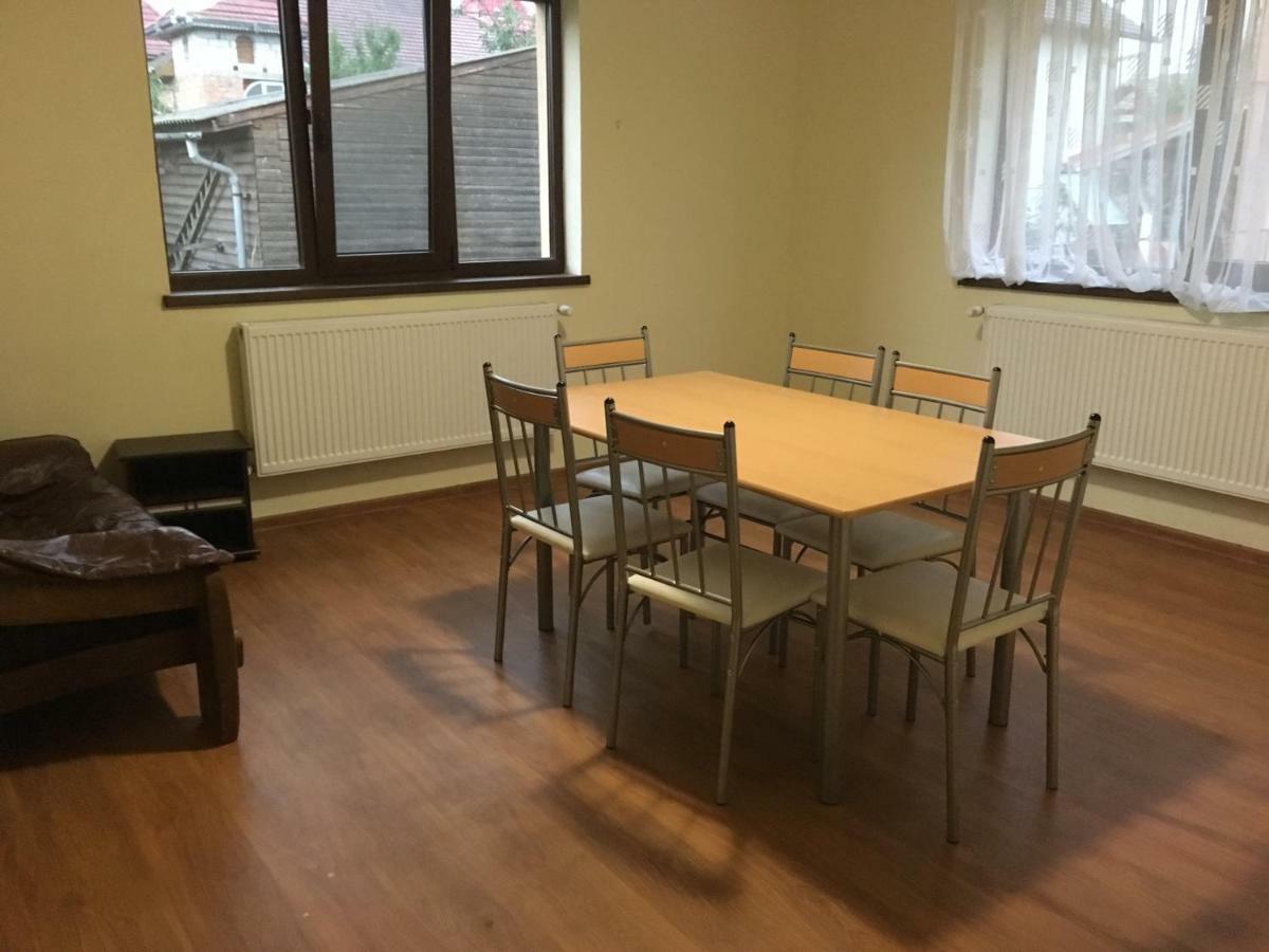 Casa In Zona Linistita, Campia Turzii Villa Bagian luar foto