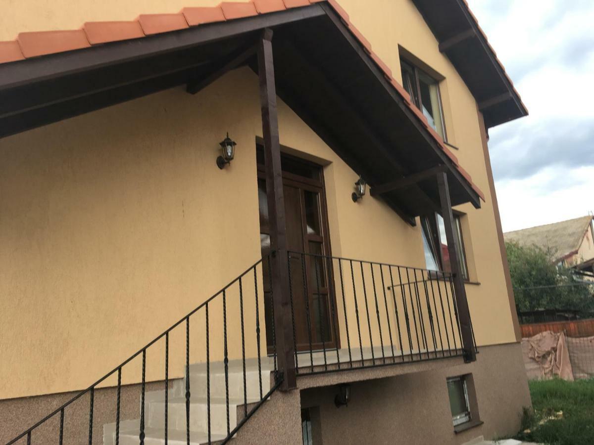 Casa In Zona Linistita, Campia Turzii Villa Bagian luar foto